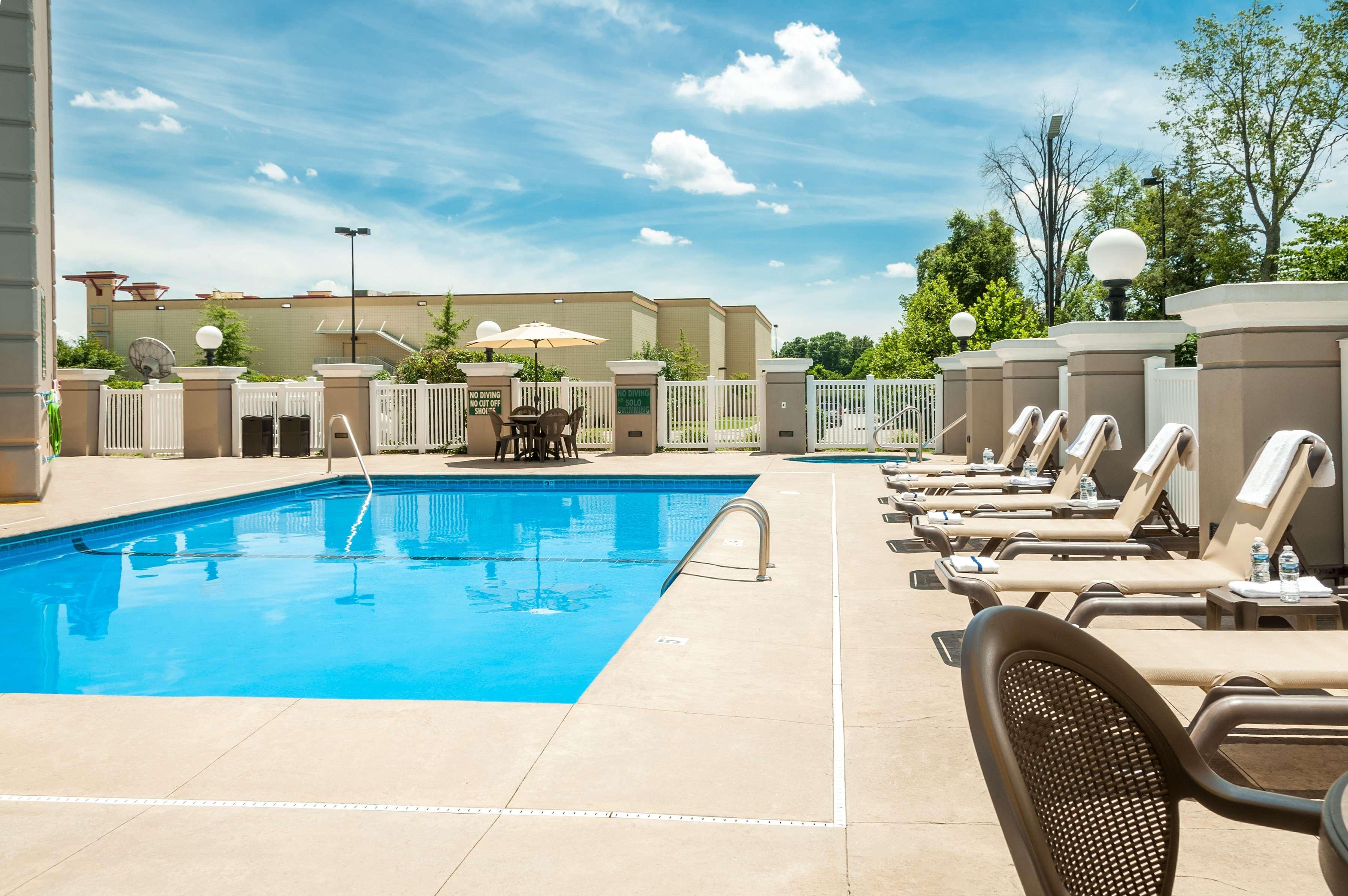 Country Inn & Suites By Radisson, Cookeville, Tn Buitenkant foto