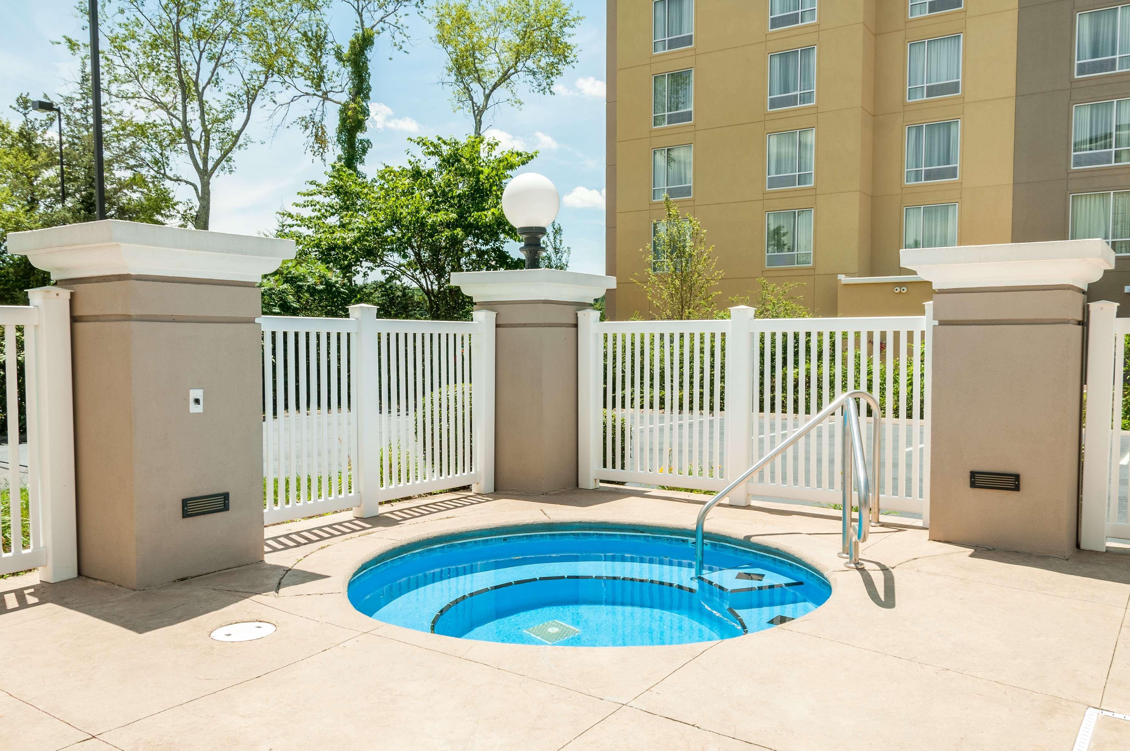 Country Inn & Suites By Radisson, Cookeville, Tn Buitenkant foto