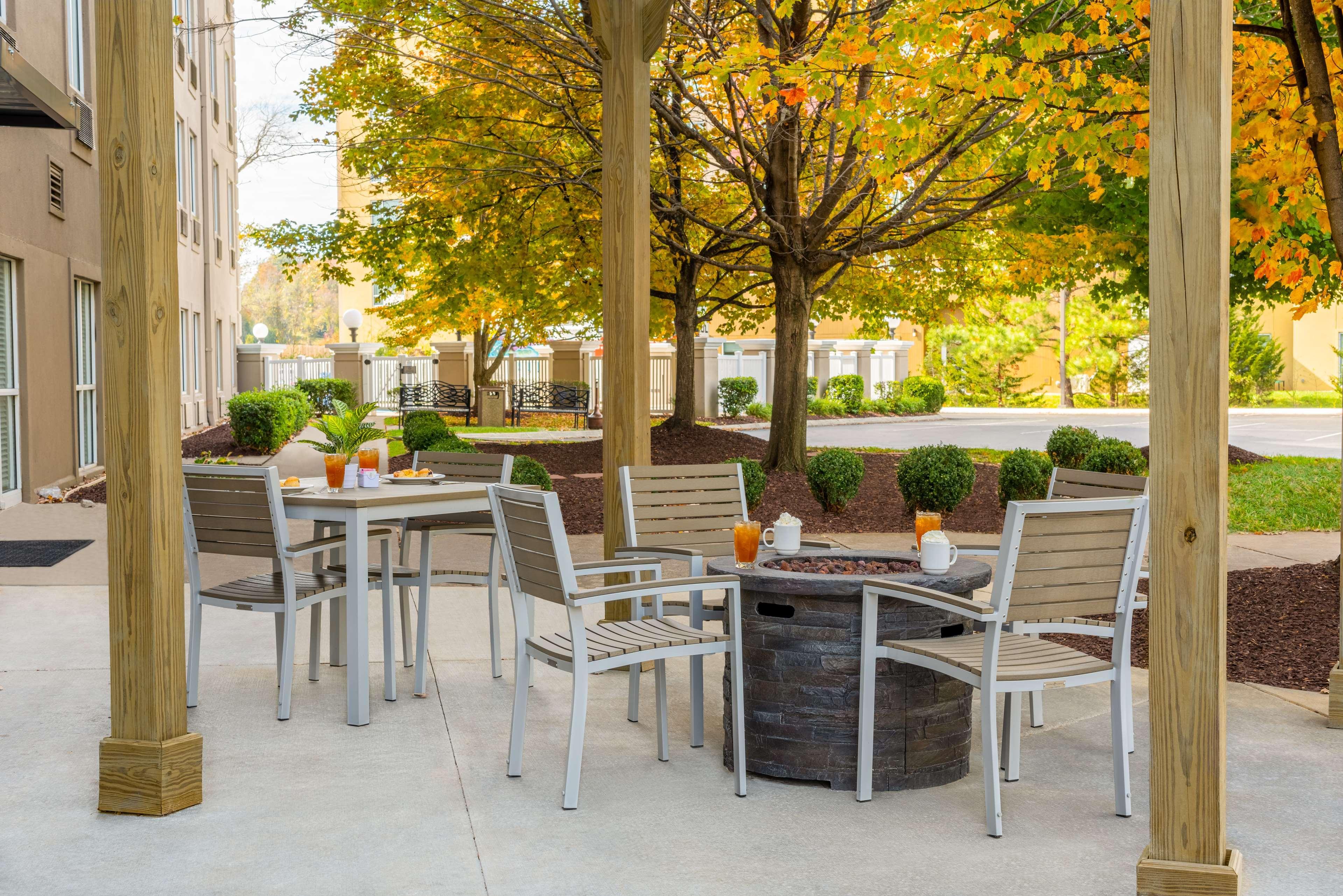 Country Inn & Suites By Radisson, Cookeville, Tn Buitenkant foto