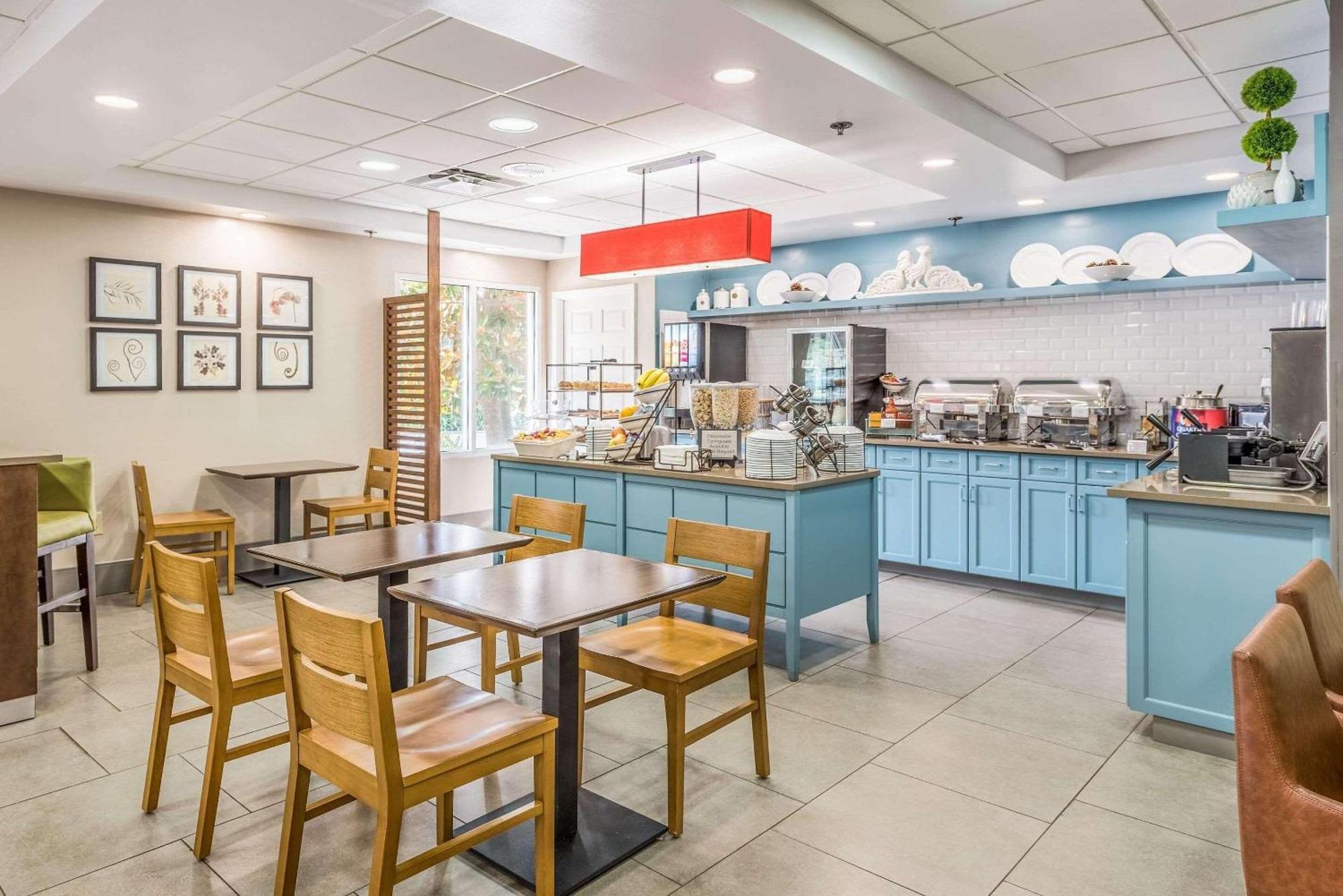 Country Inn & Suites By Radisson, Cookeville, Tn Buitenkant foto